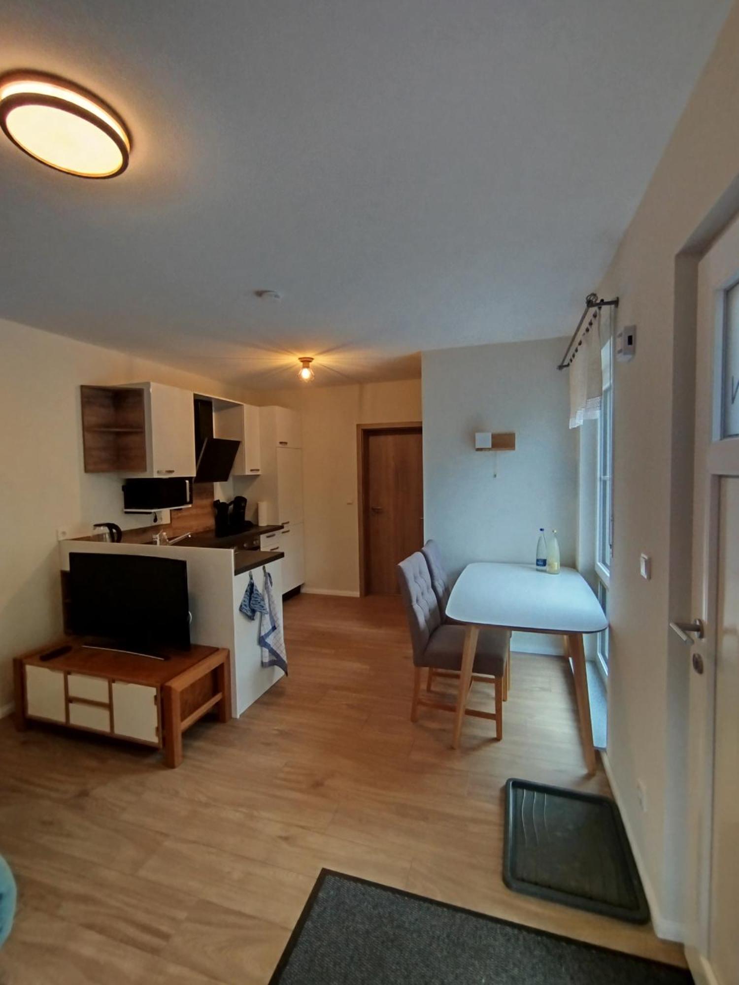 Ferienwohnung Landzeit 1 Schömberg エクステリア 写真
